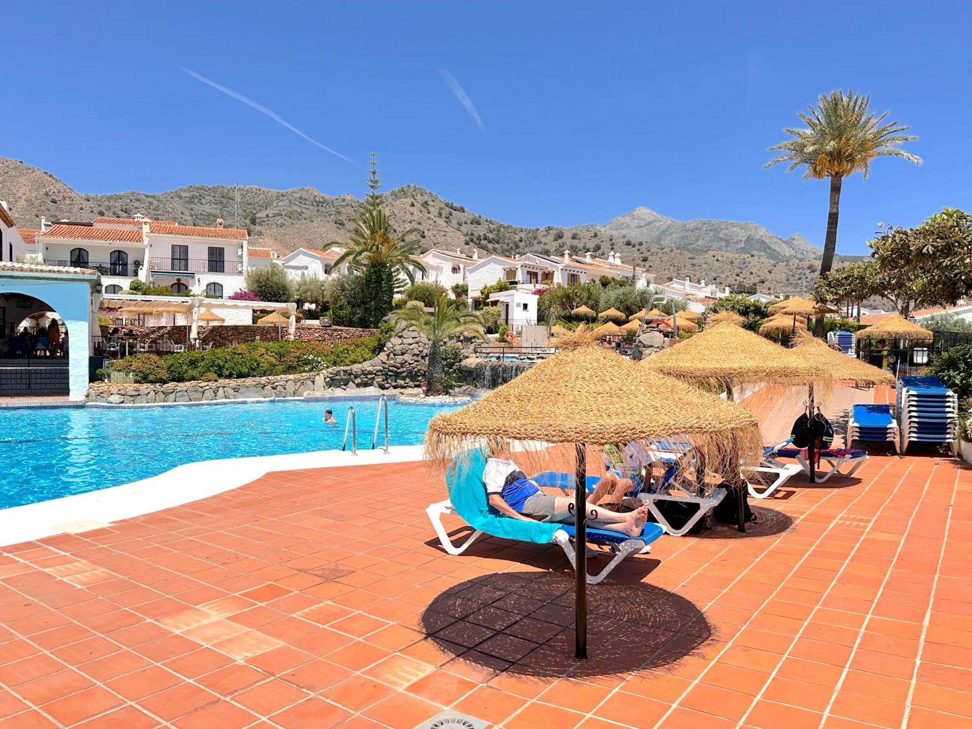 Los Naranjos 25A Private Pool Capistrano Village Nerja Buitenkant foto