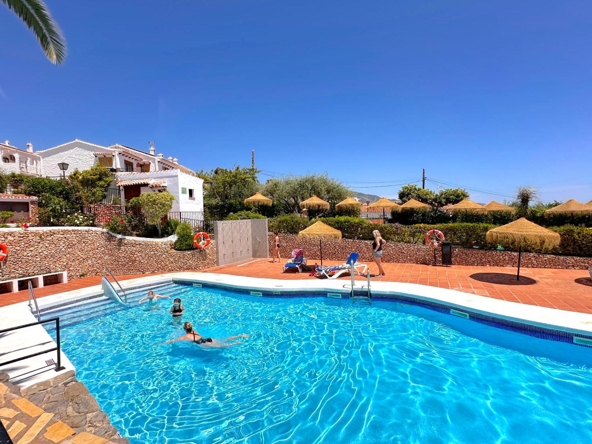 Los Naranjos 25A Private Pool Capistrano Village Nerja Buitenkant foto