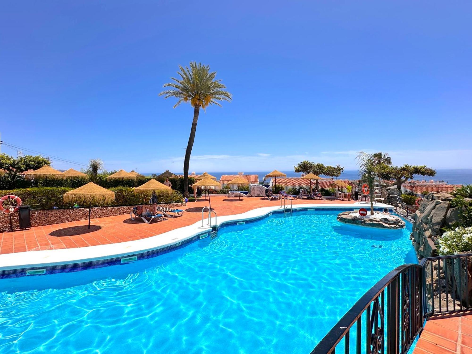 Los Naranjos 25A Private Pool Capistrano Village Nerja Buitenkant foto